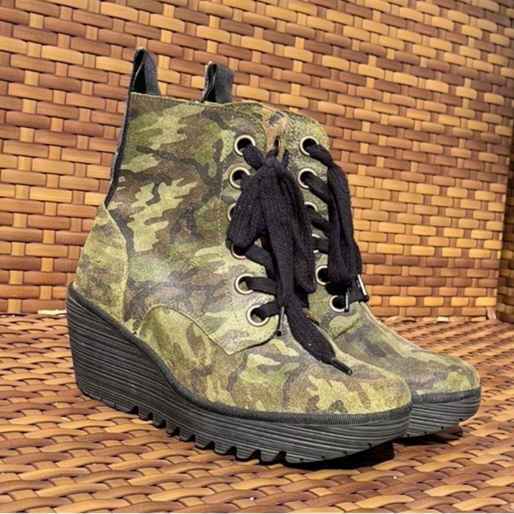 Fly London Green Camouflage Lace-Up Boots